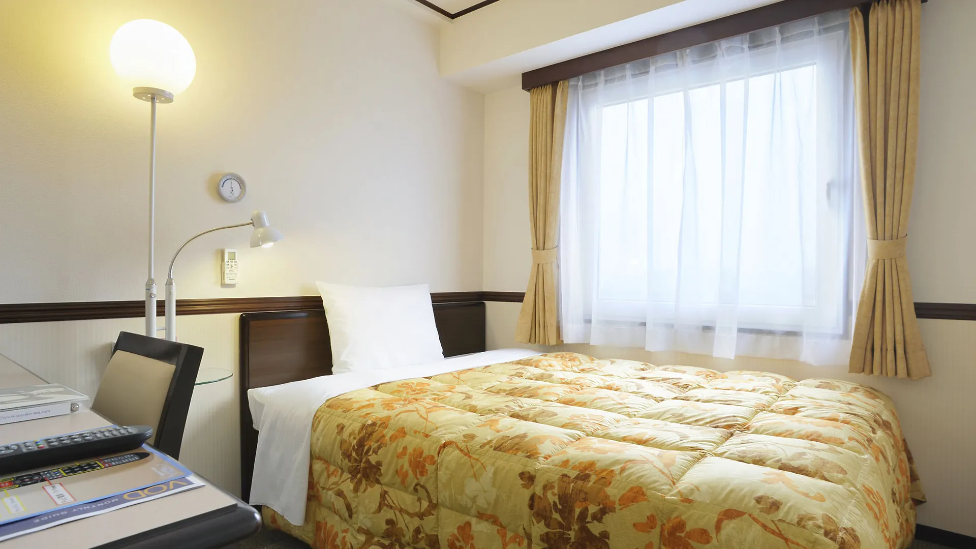 Toyoko Inn Hokkaido Sapporo-Eki Nishi-Guchi Hokudai Mae Sapporo